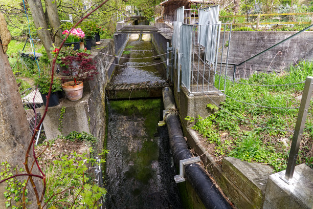 金属花格