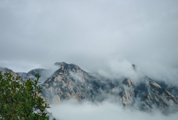 华山风光山崖