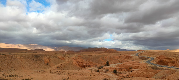 比斯克拉 阿尔及利亚 天空