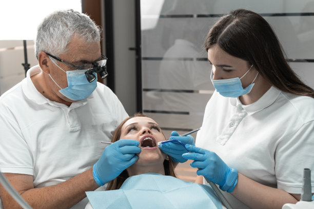 牙医助手,牙科设备,医疗流程