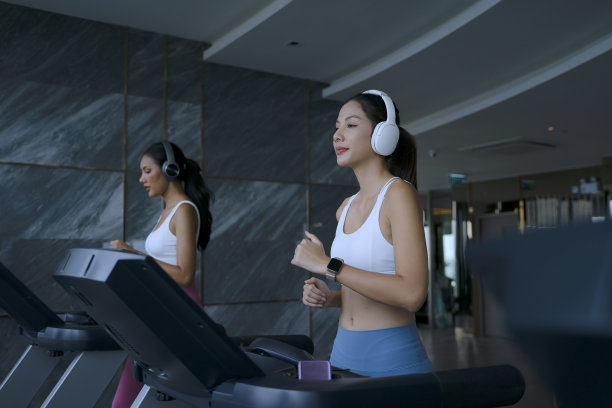 健身俱乐部门头