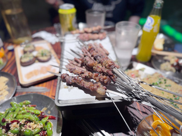 烤羔羊肉