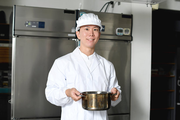 打造卫生食堂