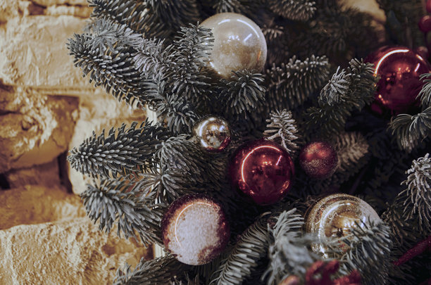 复古装饰品,红色和金色颜色