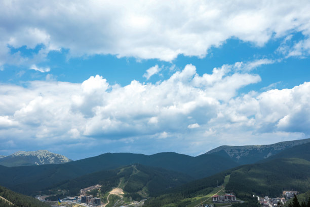 山,山谷,云