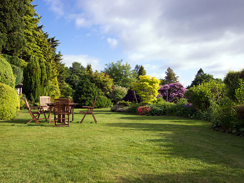 英格兰,园林,自然,六月,桌子,水平画幅,木制,无人,椅子,草坪