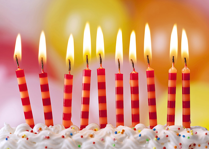 生日蛋糕,水平画幅,蛋糕,气球,组物体,10岁到11岁,生日,明亮,甜点心,大量物体