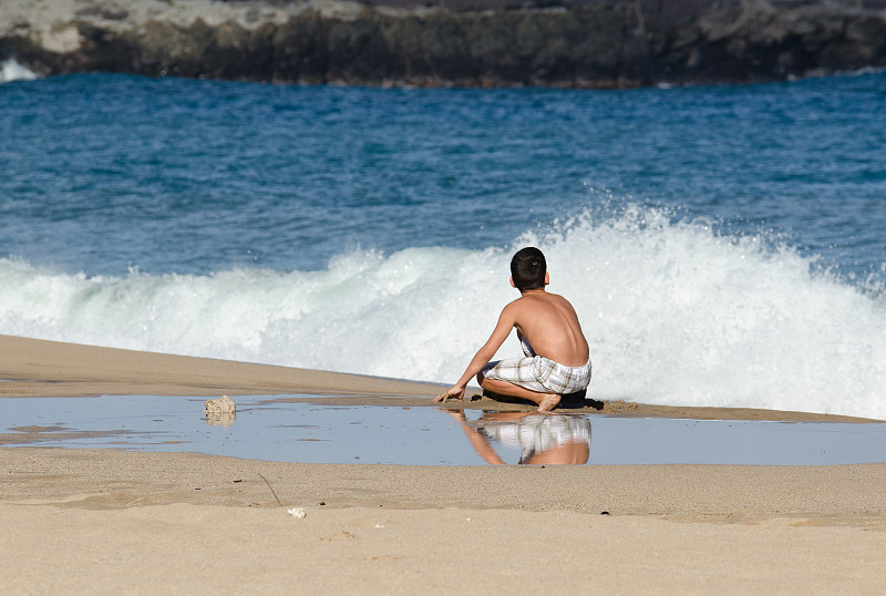 波浪,水,水平画幅,沙子,南太平洋,户外,10岁到11岁,男性,海浪,海滩