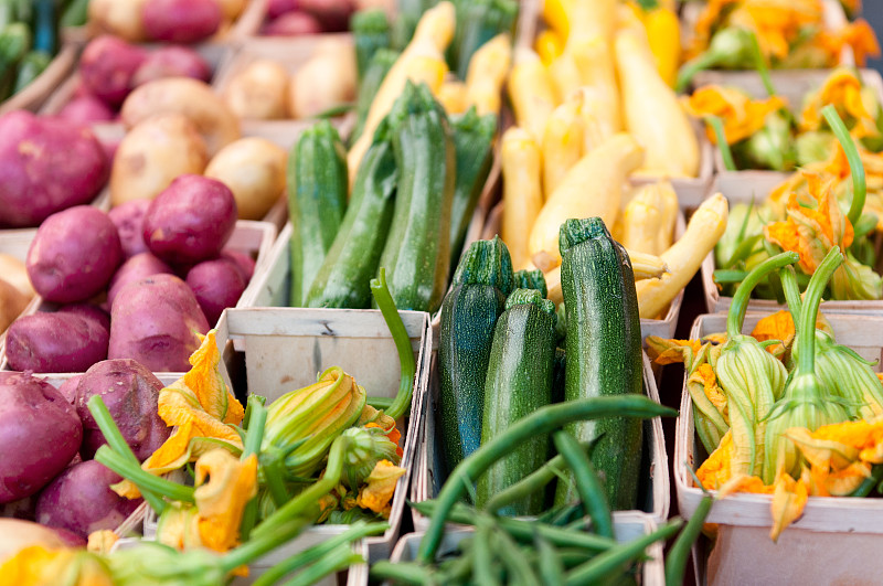 农业市集,胡瓜,仅一朵花,南瓜属,马铃薯,豆,杜邦环岛,农产品市场,选择对焦,水平画幅