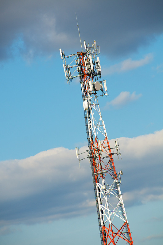 无线电通信塔,手机基站,手机天线,无线电收发机,垂直画幅,无人,全球通讯,无线电通信装置,技术,无线技术