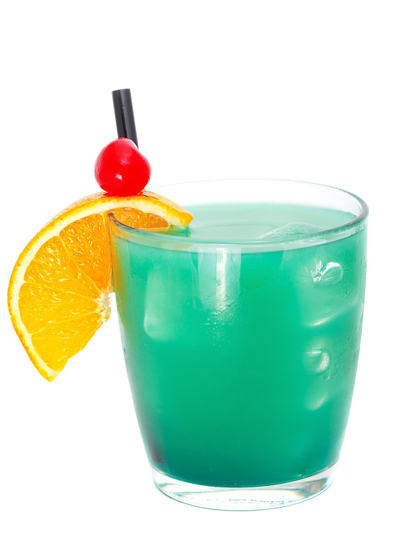 蓝鲸,鸡尾酒,菠萝汁,垂直画幅,绿色,无人,玻璃杯,白色背景,含酒精饮料,背景分离