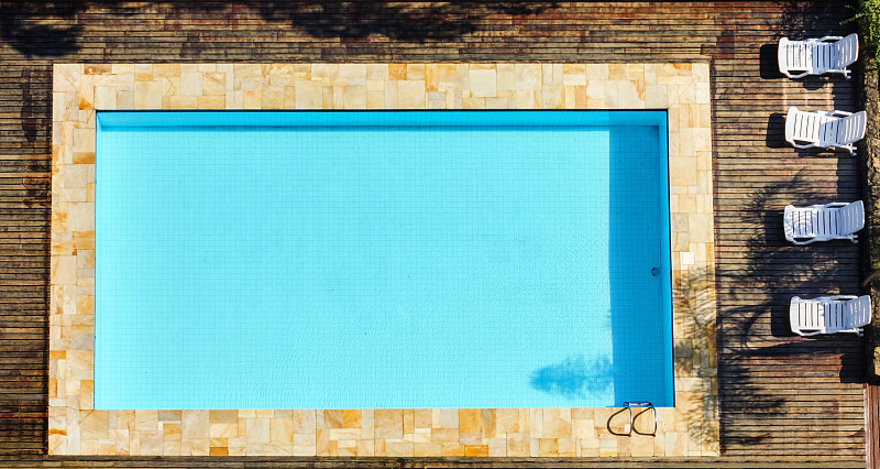 游泳池,航拍视角,在边上,正方形,水,度假胜地,水平画幅,无人,椅子,夏天