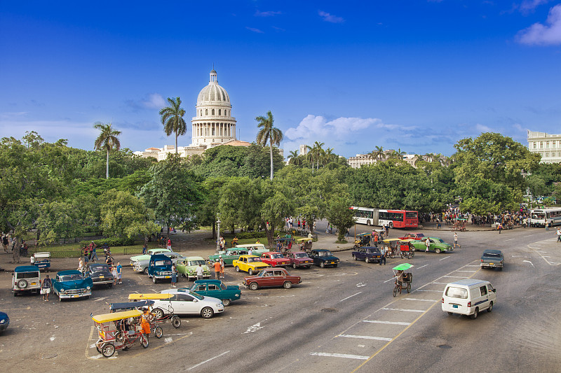 古巴,哈瓦那,古城,主神殿,未塞进的,哈瓦那旧址,三轮车,古董车,混沌,水平画幅