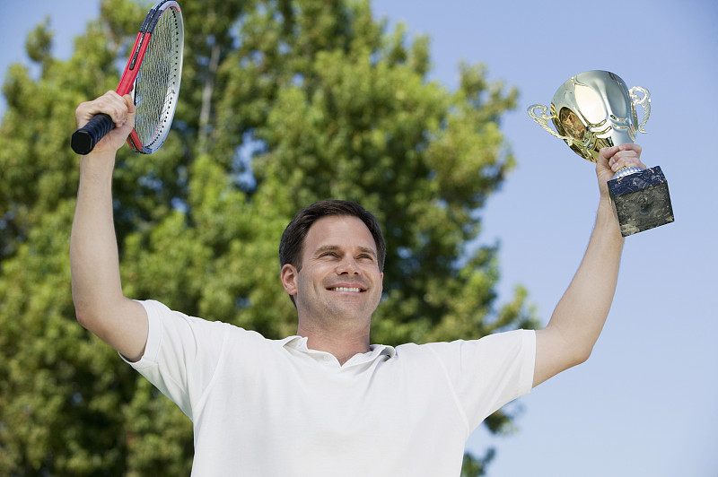 奖杯,拿着,网球拍,男人,30到39岁,休闲活动,水平画幅,户外,白人,活力