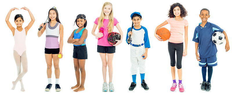 儿童,田径运动员,棒球头盔,棒球棒,游泳护目镜,网球拍,球,水平画幅,注视镜头,印度人