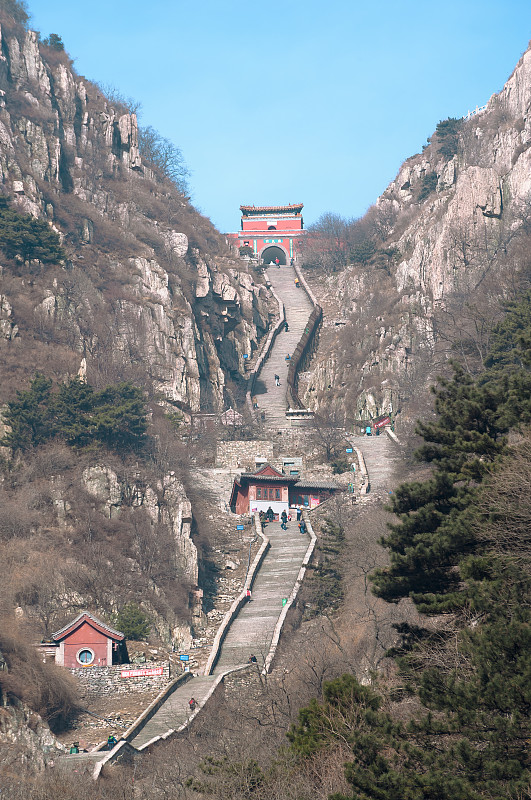 泰山,中国,天国的阶梯,山东省,道教,垂直画幅,天空,台阶,东亚,旅行者