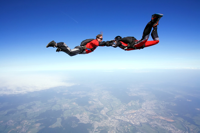 跳伞运动,从在降落伞的角度拍摄,可穿戴式相机,连身服,自由落体,螺旋桨飞机,降落伞运动,降落伞,空降运动,天空