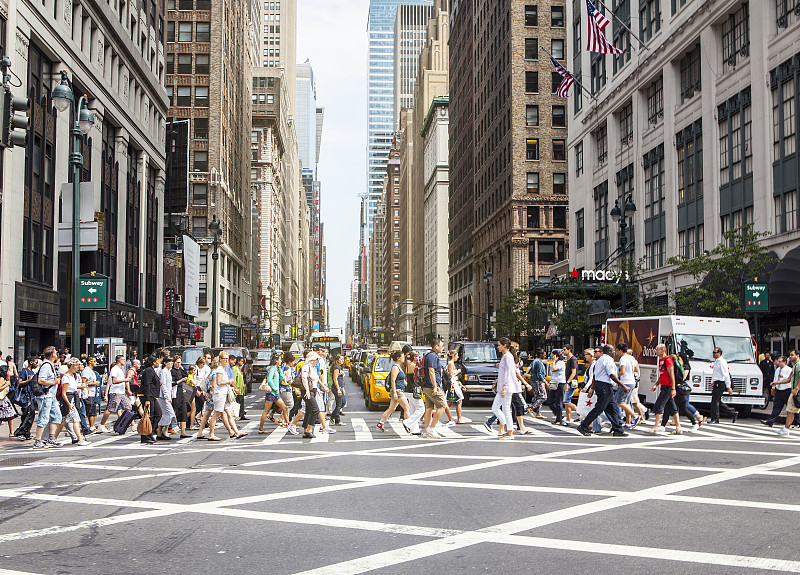 行人,斑马线,纽约,市区路,高峰时间,通勤者,纽约州,曼哈顿,群众,黄色出租车