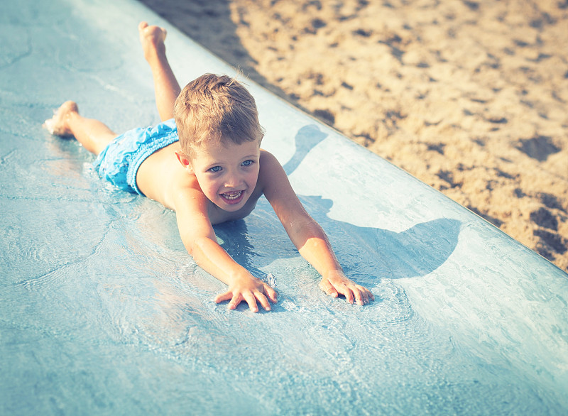 水滑道,儿童,暑假,水上乐园,水上公园,水,迅速,水平画幅,水上运动服,游泳池