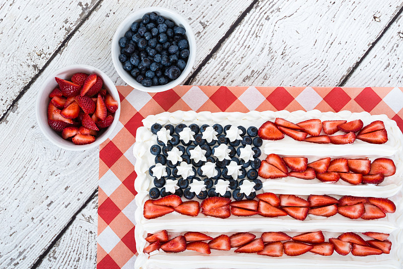蛋糕,草莓,蓝莓,食品,美国国庆日,水平画幅,奶油,烘焙糕点,夏天,乡村风格