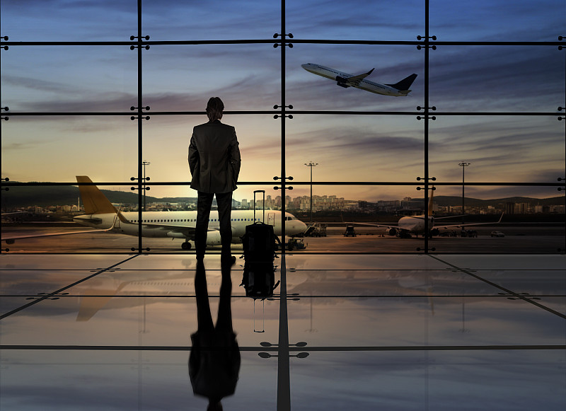 商务旅行,机场出发区,等,商用机,机场,全球通讯,飞机,透过窗户往外看,机票,旅途