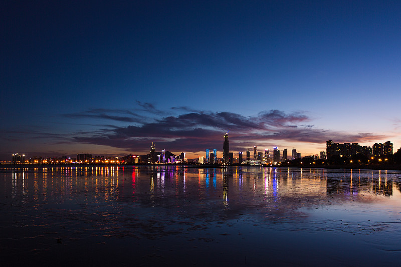 深圳,夜晚,海湾,停车场,水,天空,水平画幅,无人,曙暮光,户外