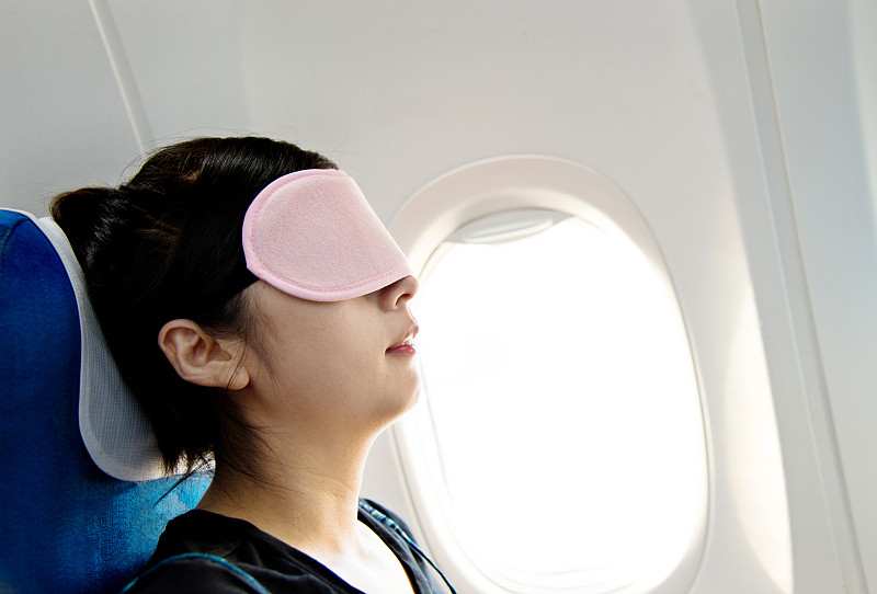 飞机,小睡,青年女人,睡眠用眼罩,经济舱,机舱座位,客舱,商用机,乘客,航空业