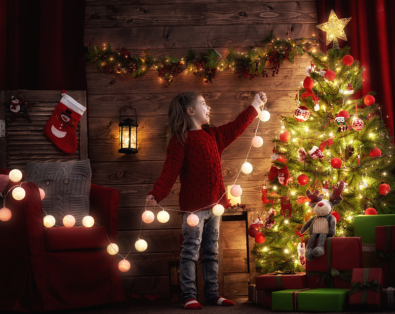 装饰圣诞树,女孩,神迹,圣诞树,眨眼,照明设备,家庭,礼物,十二月