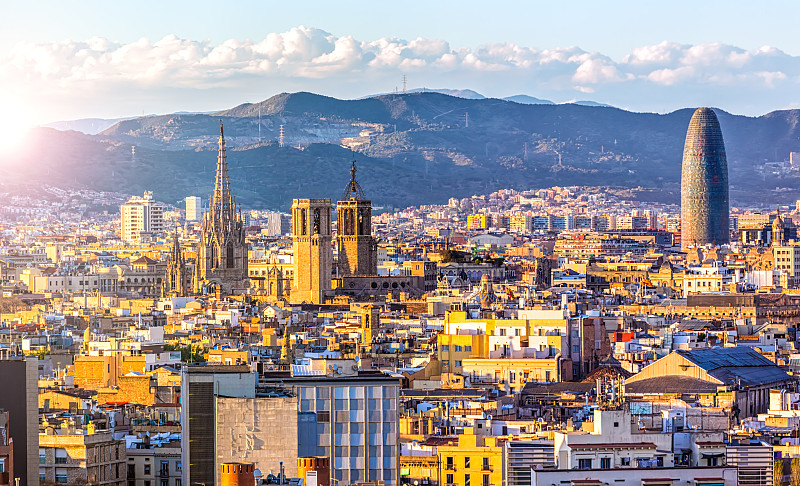 巴塞罗那,城市天际线,西班牙,加泰隆尼亚,全景,透过窗户往外看,都市风景,城市,冰山,城市生活