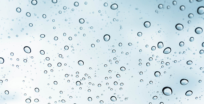 水滴,倾盆大雨,玻璃,雨滴,吹泡泡,雨,露水,玻璃杯,水,饮用水
