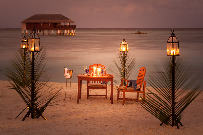 两个座位的桌子,岛,鸡尾酒,马尔代夫,私密,蜡烛,晚餐,浪漫,海滩,桌子