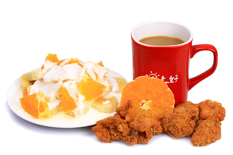 Fruit,assortment,,coffee,，delicious,,Fried,chicken,,on,white,background