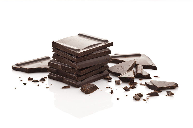 巧克力片,白色背景,分离着色,巧克力薄片,黑巧克力,亮色调,巧克力条,巧克力,去皮的,榛子