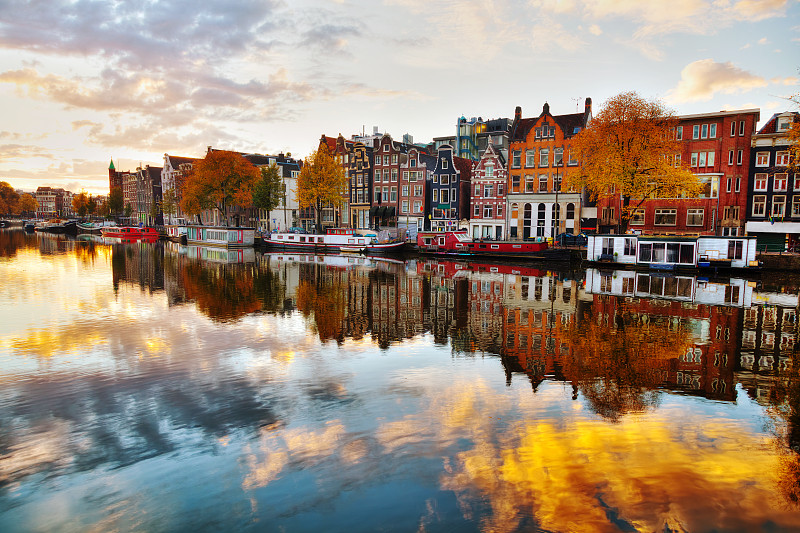 阿姆斯特河,阿姆斯特丹,都市风景,水,水平画幅,无人,运河,古老的,早晨