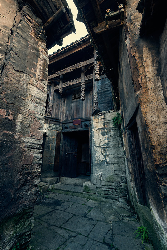 石材,乡村,贵州省,垂直画幅,窗户,古董,旅游目的地,无人,建筑结构,巷