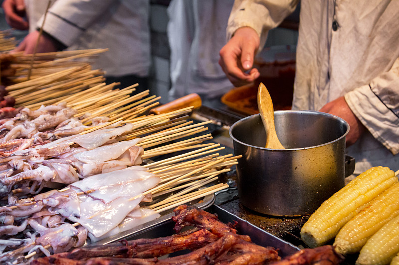 北京,市场,当地著名景点,烤鸡,煎鸡肉,有毒生物体,街头食品,粘的,死的,烤的