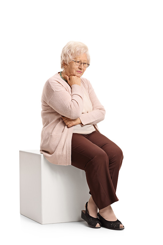 沮丧,立方体,中老年女人,绝望,70到90岁,发狂的,背景分离,底片,一个人,立方体形状