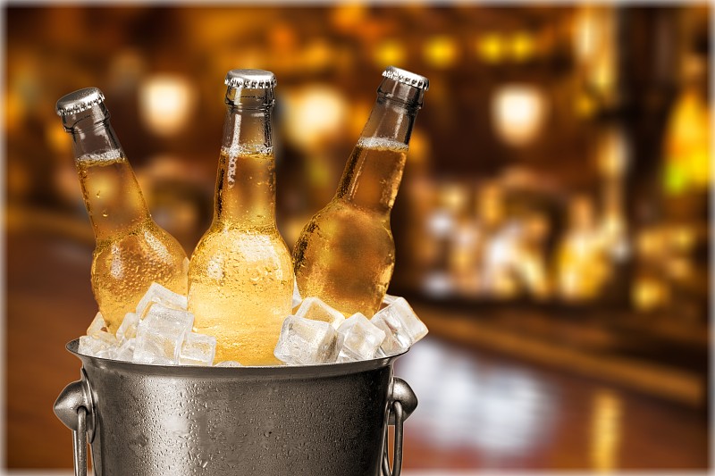 啤酒瓶,大桶,拉格啤酒,啤酒,口渴的,冰,寒冷,喝醉的,瓶子