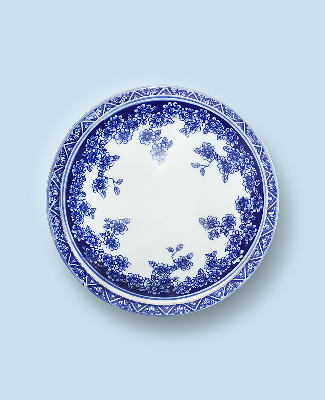 盘子,瓷器,蓝色,白色,空碗,陶瓷工艺品,古董,餐具,陶瓷制品,手艺