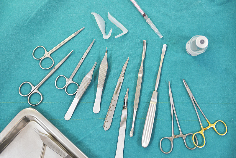 手术器械,隆鼻手术,手术剪刀,手术缝合,手术衣,整形手术,镊子,硅树脂,手术室,组装套件