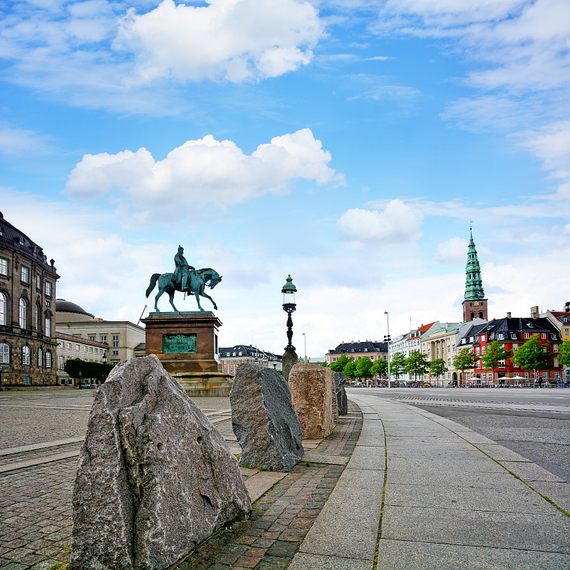 哥本哈根,雕像,12点整,丹麦王储费雷德里克,克里斯蒂安堡宫,王子,厄勒海峡地区,丹麦,纪念碑,天空