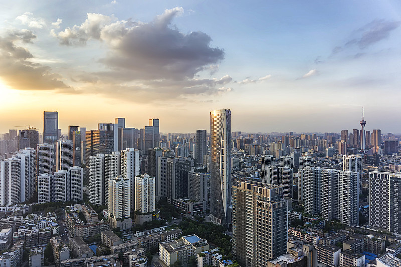 城市天际线,航拍视角,成都,水平画幅,云,无人,户外,都市风景,商业金融和工业,四川省