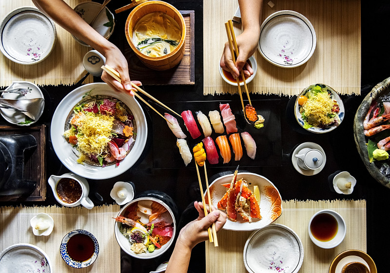 健康食物,日本食品,美味,生鱼片,食品,人,寿司,饮食,水平画幅,传统