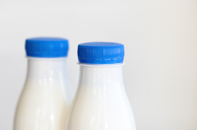 干净,白色,瓶子,牛奶瓶,两个物体,奶制品,水平画幅,无人,钙,古老的