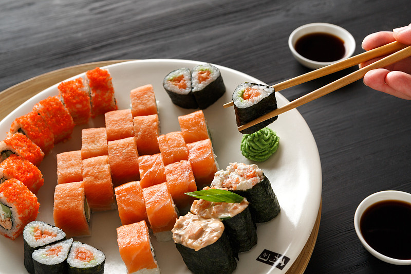 寿司,餐馆,日本,小圆面包,日本食品,米,东方食品,餐具,稻