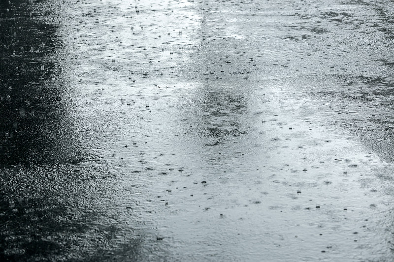 暴雨,湿,人行道,雨滴,水坑,水,暴风雨,水平画幅,无人,市区路