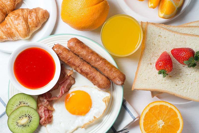 面包,草莓,香肠,橙汁,健康食物,早餐,鸡蛋,咖啡,早晨,果汁