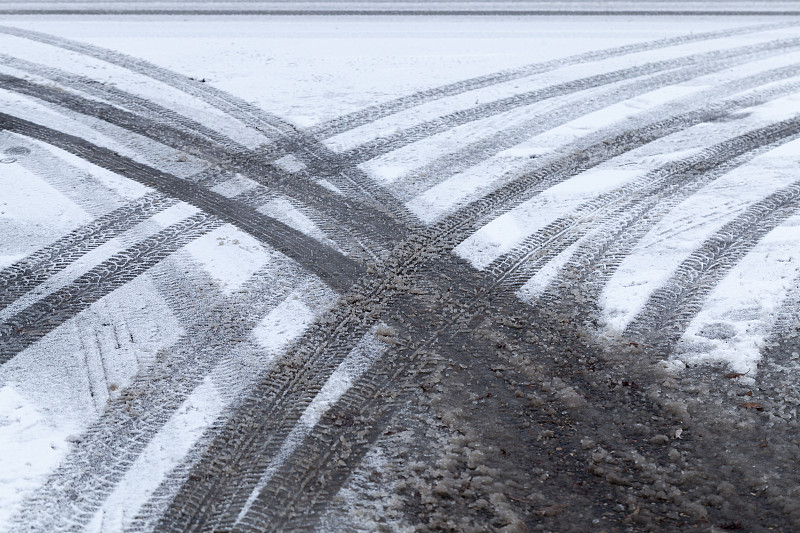 雪,白色,沥青,冬天,雪花,图像技术,条纹,街道,从在汽车上的角度拍摄,脚印