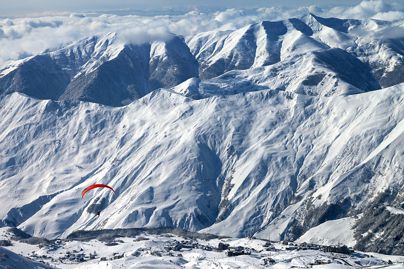 雪,山,高崖跳伞,滑雪场,在上面,天空,美,风,度假胜地,水平画幅