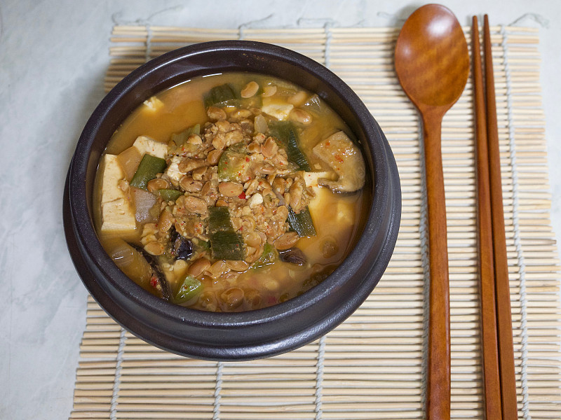 韩国食物,纳豆,味噌汤,味噌酱,韩国泡菜,豆腐,韩语,焖菜,日本料理,饮食产业